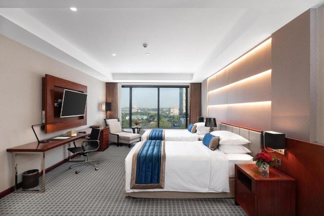 Yangon Thanlwin Hotel Extérieur photo