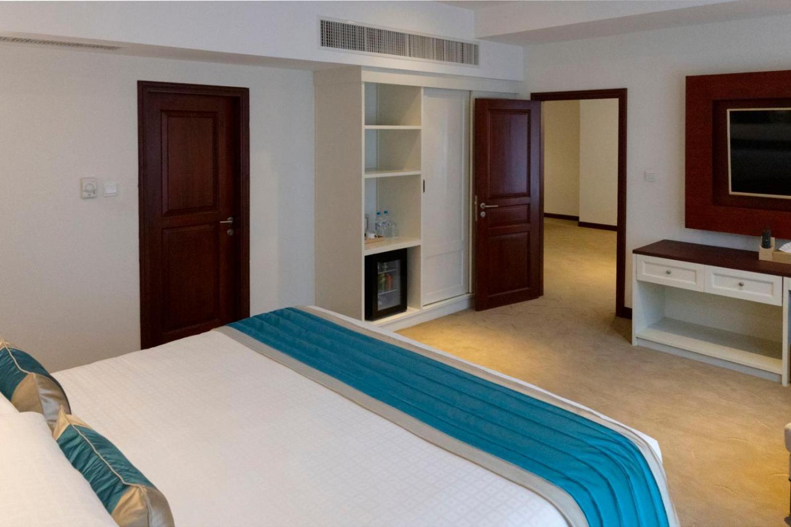 Yangon Thanlwin Hotel Extérieur photo