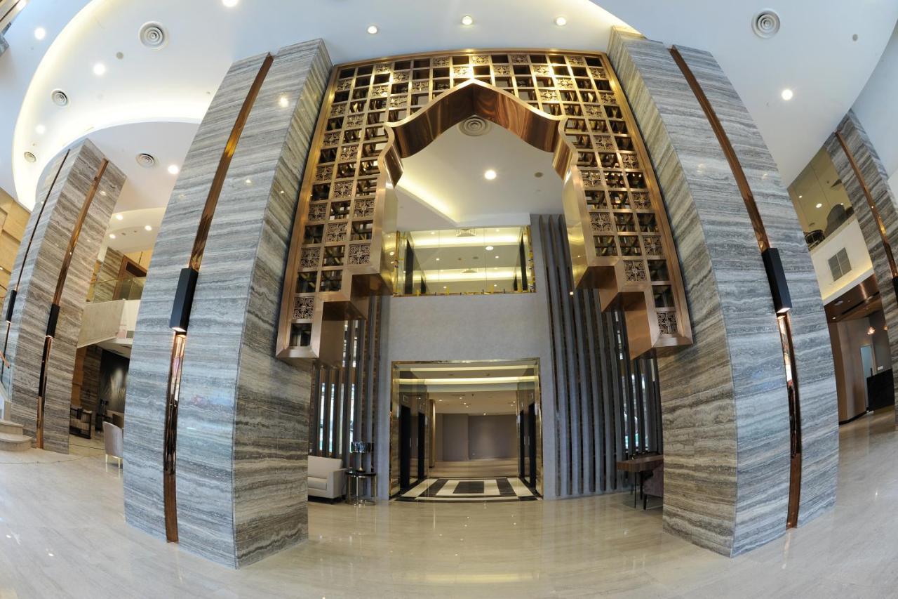 Yangon Thanlwin Hotel Extérieur photo
